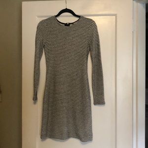 long sleeved textured banana republic dress